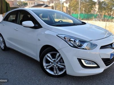 usado Hyundai i30 1.4. CRDI ELEGANCE-KLIMATIZADOR-DAY LEDS-