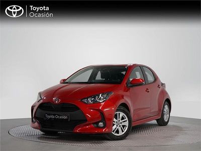 Usado Toyota Yaris Edition 125 CV (91 kW) 2024 Rojo emocion