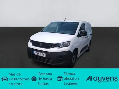Usado Peugeot Partner Premium 102 CV (75 kW) 2021 Blanco Monovolumen