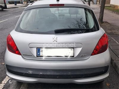 Usado Peugeot 207 75 CV (55 kW) 2009 Gris / plata Berlina