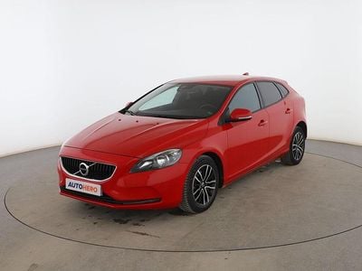 Usado Volvo V40 Momentum 120 CV (88 kW) 2017 Rojo Utilitario