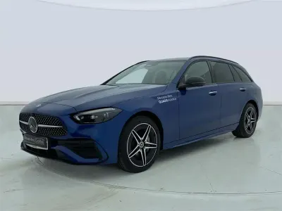 Usado Mercedes C300e 313 CV (230 kW) 2025 Azul espectra Familiar