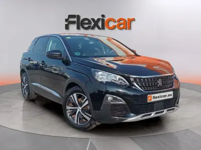 Usado Peugeot 3008 Allure 130 CV (95 kW) 2020 Negro SUV