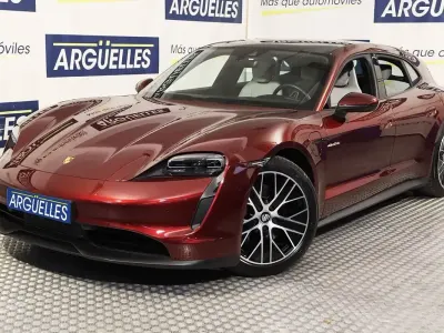 Usado Porsche Cayenne Sport Turismo 476 CV (350 kW) 2023 Rojo SUV