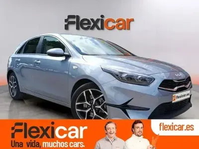 Usado Kia Ceed 100 CV (73 kW) 2025 Gris Utilitario