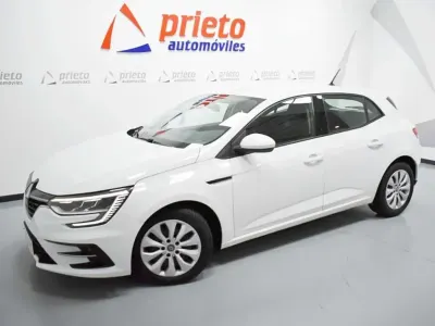 Usado Renault Mégane IV Life 116 CV (85 kW) 2021 Blanco Utilitario