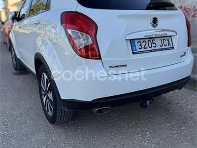 Blanco Usado 2015 Ssangyong (KGM) Korando Limited SUV | 8995 € (Precio justo)