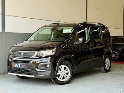 Usado Peugeot Rifter GT 100 CV (73 kW) 2021 Negro Monovolumen