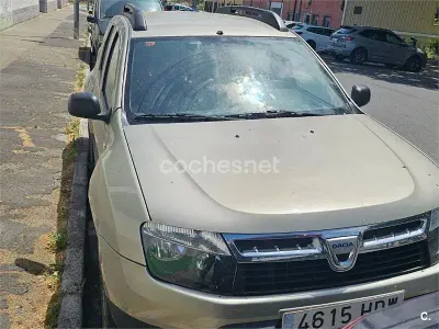 Usado Dacia Duster Lauréate 105 CV (77 kW) 2011 Blanco SUV