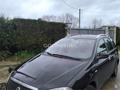 Usado Fiat Croma Dynamic 150 CV (110 kW) 2006 Negro Familiar