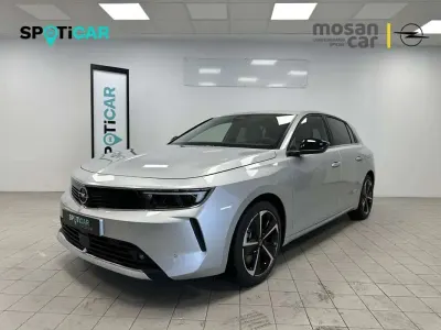 Begagnad Opel Astra Elegance 179 HK (131 kW) 2023 Halvkombi