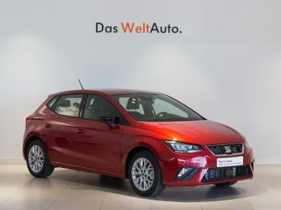 Usado Seat Ibiza FR 110 CV (80 kW) 2023 Rojo Berlina