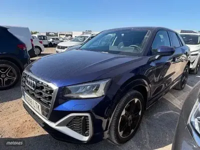 Usado Audi Q2 S-Line 116 CV (85 kW) 2021 Azul SUV