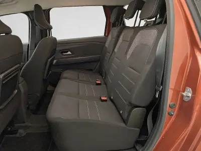 Usado Dacia Jogger Extreme 110 CV (80 kW) 2023 Marrón Monovolumen