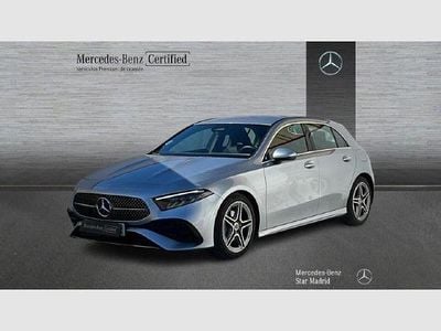 Usado Mercedes A180 136 HP (100 kW) 2025 Prateado Sedan