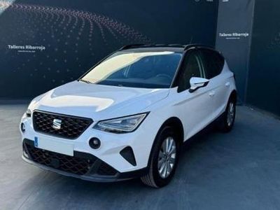 Usado Seat Arona Style 110 CV (80 kW) 2021 Blanco SUV