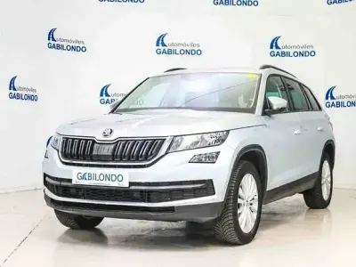 Usado Skoda Kodiaq Ambition 150 HP (110 kW) 2019 Cinzento SUV