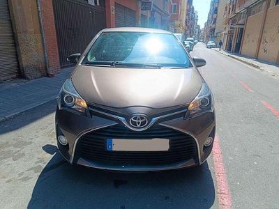Brugt Toyota Yaris 99 HK (72 kW) 2017 Brun Hatchback