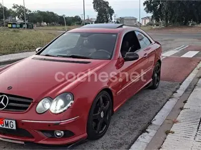 Usado Mercedes CLK220 Avantgarde 150 CV (110 kW) 2009 Rojo Coupe