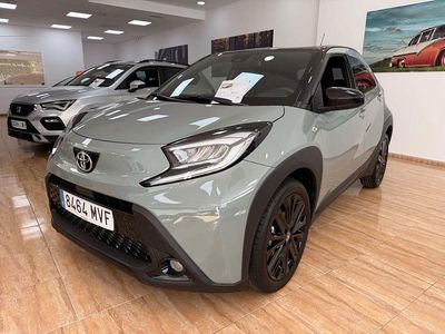 Usado Toyota Aygo X 72 CV (52 kW) 2024 Verde SUV