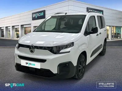 Usado Citroën Berlingo 102 CV (75 kW) 2024 Blanco Monovolumen