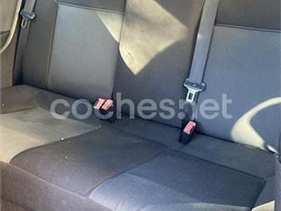 Usado Opel Astra GTC Enjoy 105 CV (77 kW) 2005 Negro Berlina