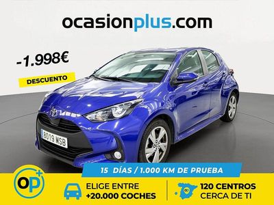 Usado Toyota Yaris Hybrid Active 116 CV (85 kW) 2024 Azul Berlina