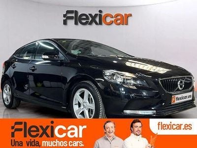 Negro Usado 2018 Volvo V40 Momentum Familiar | 16.590 € (Precio justo)