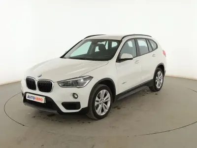 Usado BMW X1 Sport Line 150 CV (110 kW) 2017 Blanco SUV