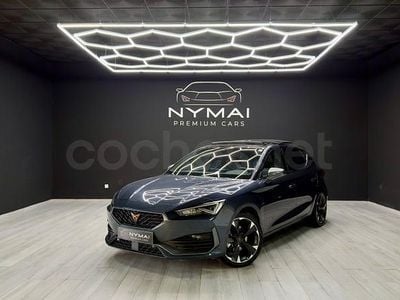 Usado Cupra Leon 150 CV (110 kW) 2024 Gris / plata Berlina