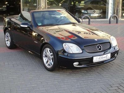 Negro Usado 2002 Mercedes SLK230 Descapotable | 12.499 €