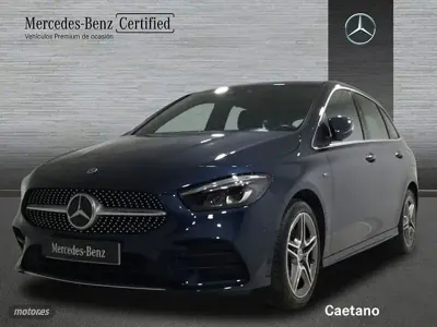 Usado Mercedes B250e AMG line 218 CV (160 kW) 2020 Azul Utilitario