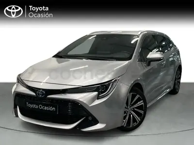Usado Toyota Corolla Sport 122 CV (89 kW) 2022 Gris / plata Familiar