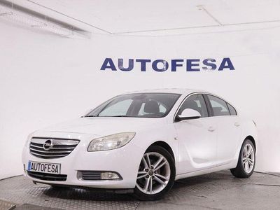Usado Opel Insignia Sport 160 CV (117 kW) 2010 Blanco Berlina