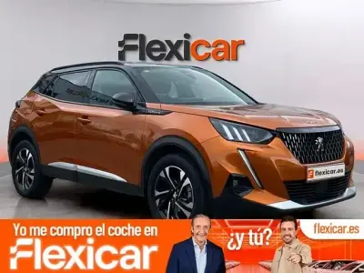 Usado Peugeot 2008 GT-line 130 CV (95 kW) 2020 Naranja SUV