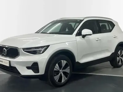 Novo Volvo XC40 Core 163 HP (119 kW) 2025 Branco SUV