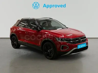 Usado VW T-Roc 115 CV (84 kW) 2025 Rojo SUV