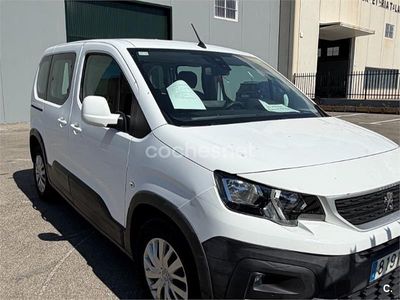Käytetty Peugeot Rifter Active 100 HP (73 kW) 2019 Valkoinen Tila-auto