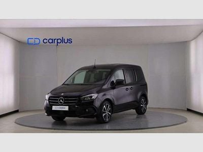 Usado Mercedes T180 116 CV (85 kW) 2024 Negro Monovolumen