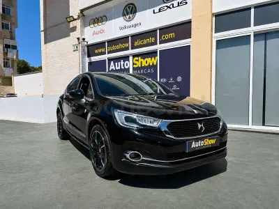 Occasion DS Automobiles DS4 120 PK (88 kW) 2017 Zwart Sedan