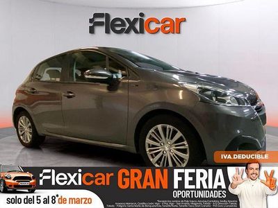 Usado Peugeot 208 GT-line 110 CV (80 kW) 2019 Gris Utilitario