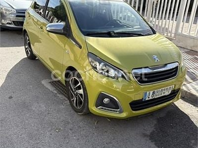 Amarillo Usado 2018 Peugeot 108 Allure Berlina | 7999 € (Buen precio)
