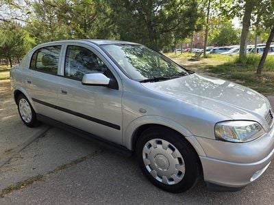 Brugt Opel Astra Club 75 HK (55 kW) 2001 Grå Sedan