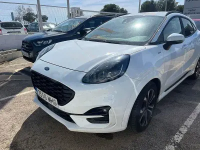Usado Ford Puma ST-Line 125 CV (91 kW) 2023 Gris / plata SUV