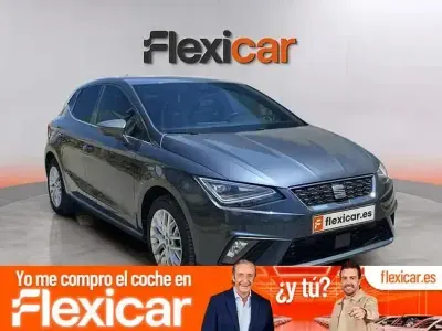 Usado Seat Ibiza 115 CV (84 kW) 2024 Gris Utilitario