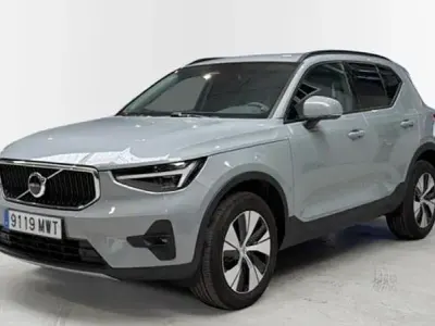 Usado Volvo XC40 163 CV (119 kW) 2024 Gris SUV