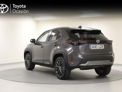 Usado Toyota Yaris Cross 120 CV (88 kW) 2022 Gris grafito SUV