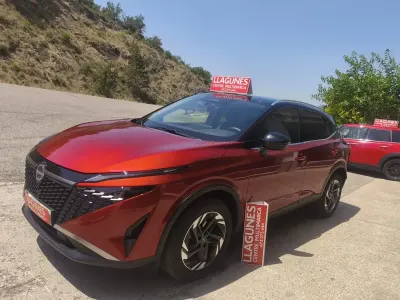 Usado Nissan Qashqai N-Connecta 158 CV (116 kW) 2025 Rojo SUV