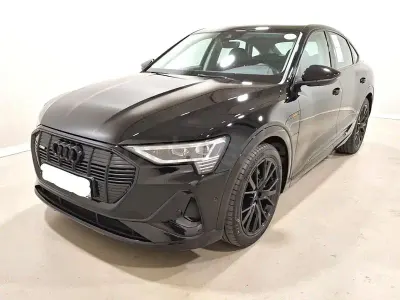 Usado Audi e-tron Sportback S-Line 300 kW (408 CV) 2022 Eléctrico SUV