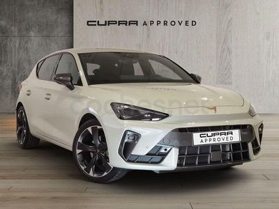 Usado Cupra Leon 150 CV (110 kW) 2024 Gris / plata Berlina